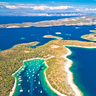 Croazia Palmisana vista dalla'alto
